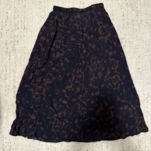 ✨5 for $25✨ Uniqlo Womens Skirt